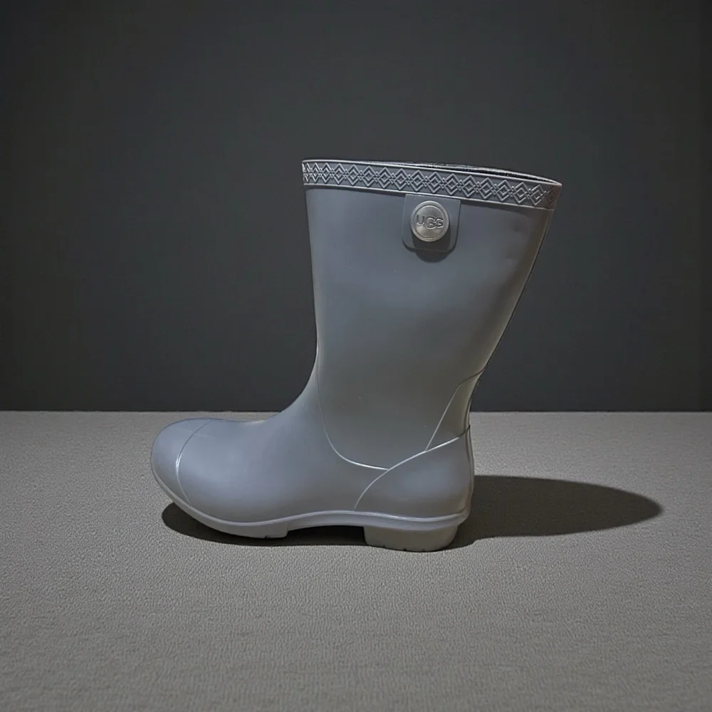 UGG Sienna Matte Gray Women’s Rain Boots Size 7